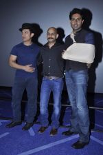 Aamir Khan, Abhishek Bachchan, Vijay Krishna Acharya at Dhoom 3 trailor launch in Mumbai on 30th Oct 2013